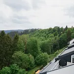 Welcome In - 'buena Vista' Met Dakterras En Berging, Dichtbij De Pistes